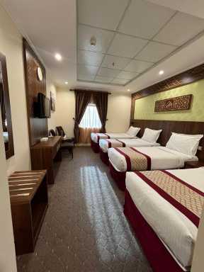 رباعية - Quadruple