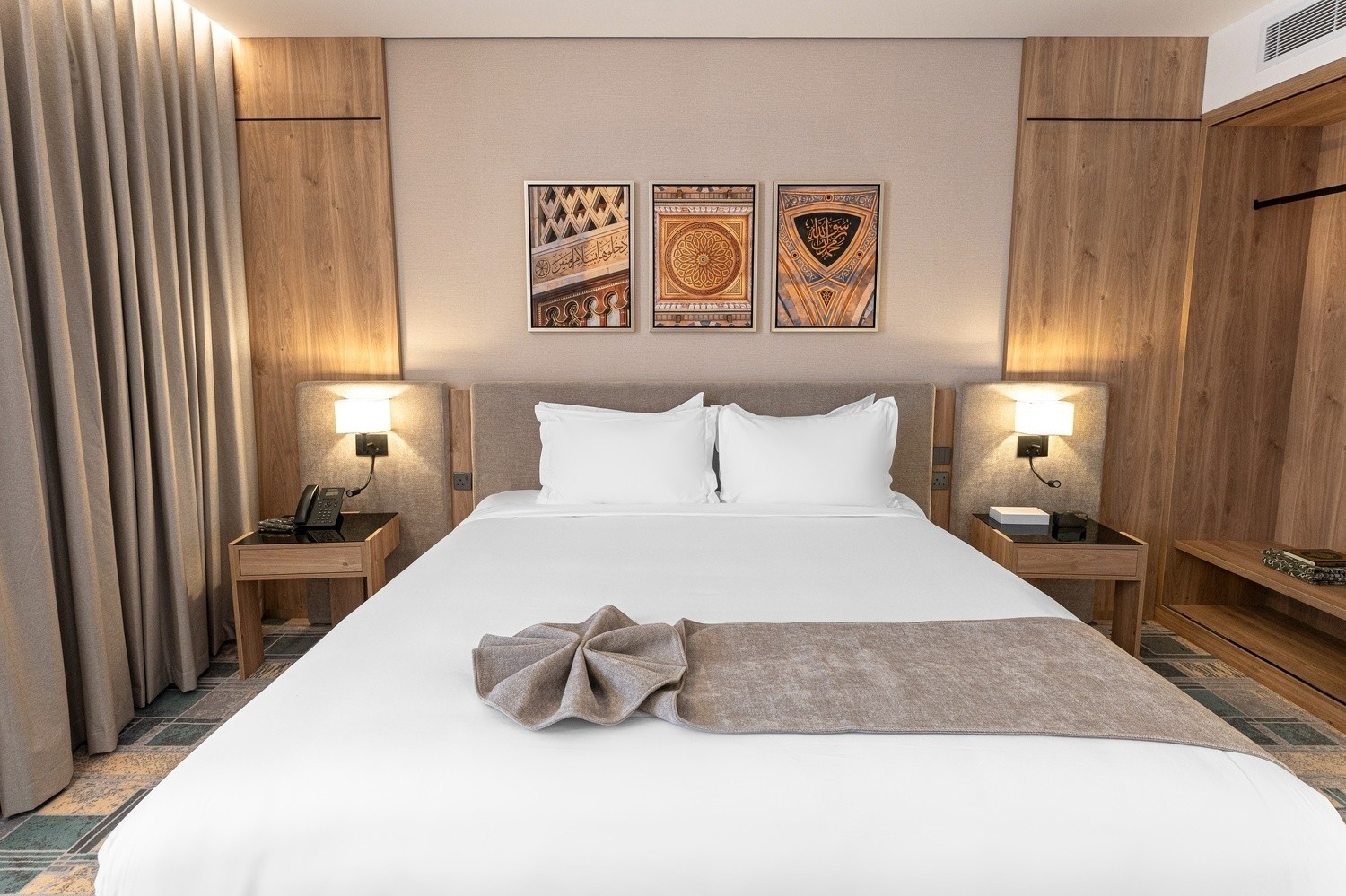 غرفة و صالة